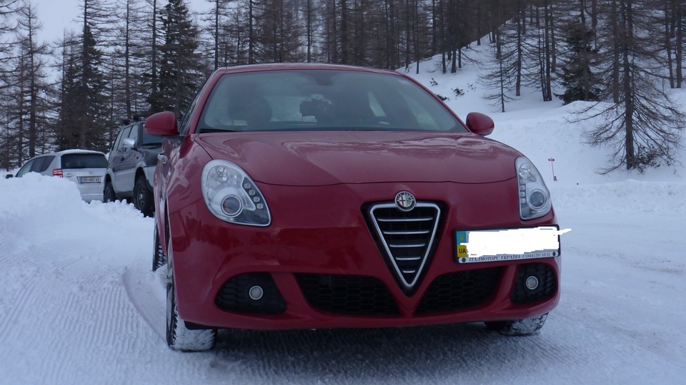 Alfa Romeo Giulietta Hatchback Special Edition 1.6 JTDM-2 Collezione 5dr