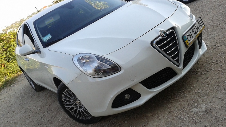 Alfa Romeo Giulietta JTD Dinsctintive