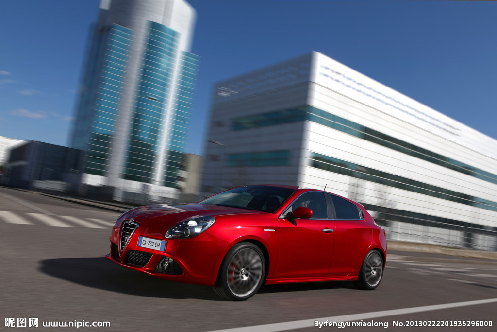Alfa Romeo Giulietta red