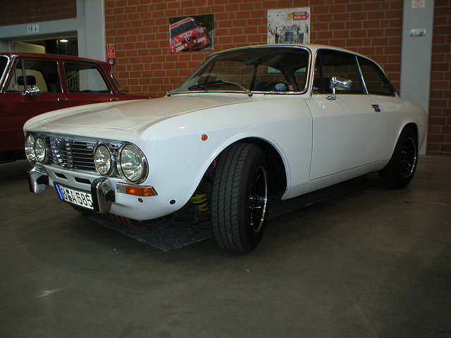 Alfa Romeo 1750 GT
