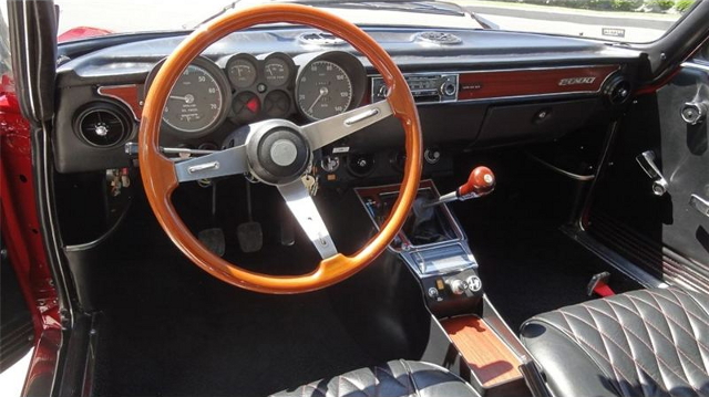 Alfa Romeo 2000 GT Veloce