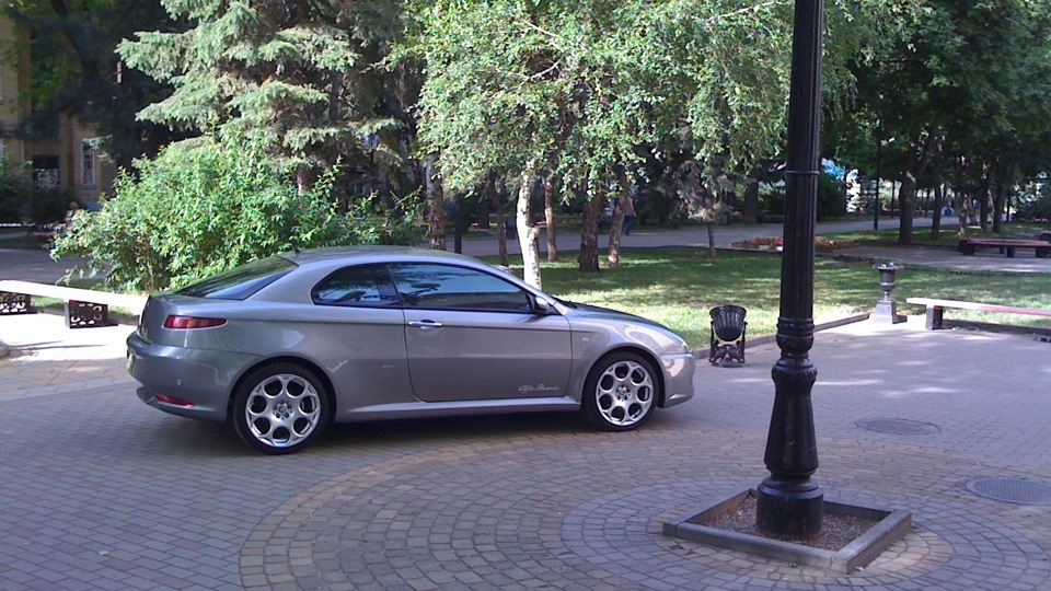 Alfa Romeo GT 1.8