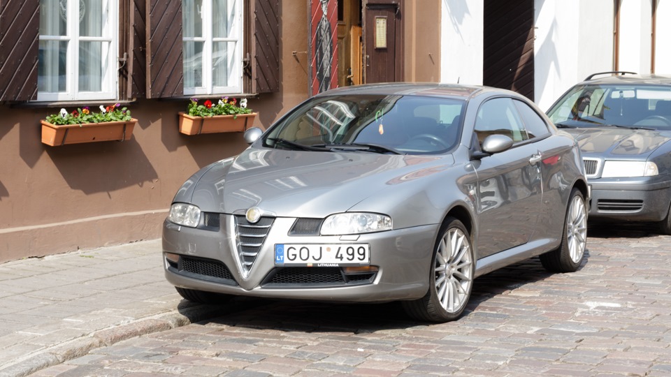 Alfa Romeo GT 1.9 JTD