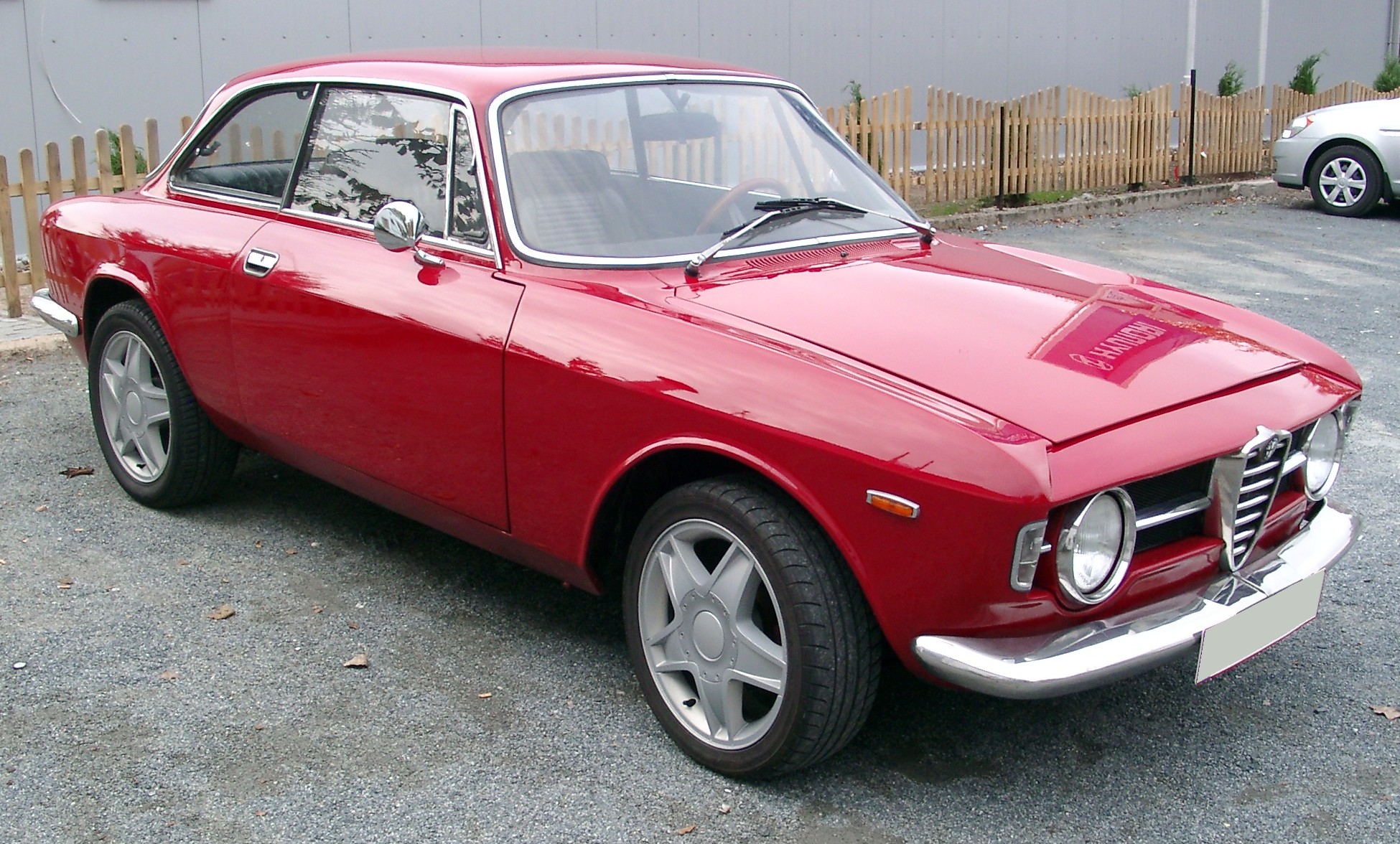 Alfa Romeo GT 1300