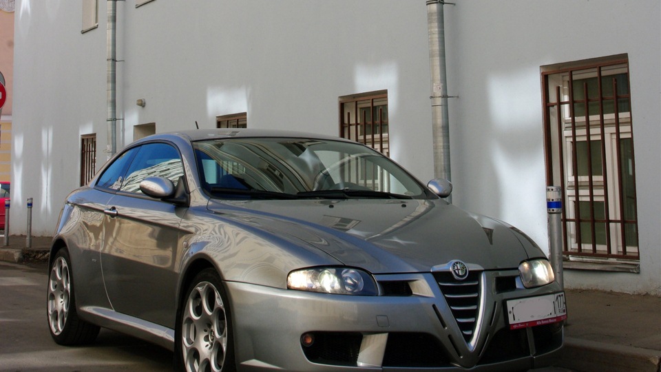 Alfa Romeo GT 2.0 JTS