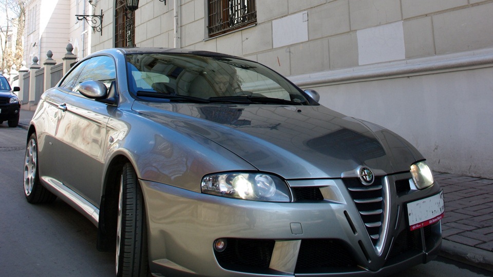 Alfa Romeo GT 2.0 JTS
