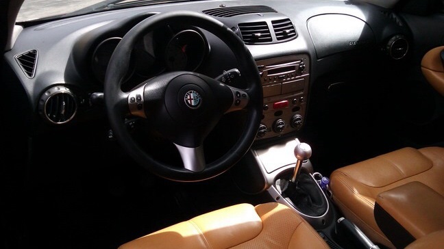 Alfa Romeo GT 2004
