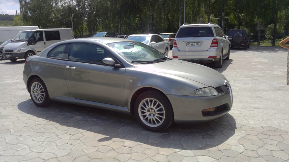 Alfa Romeo GT 3.7