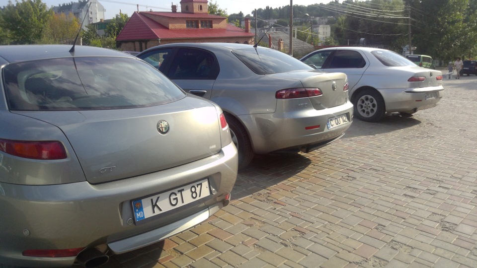 Alfa Romeo GT 3.7