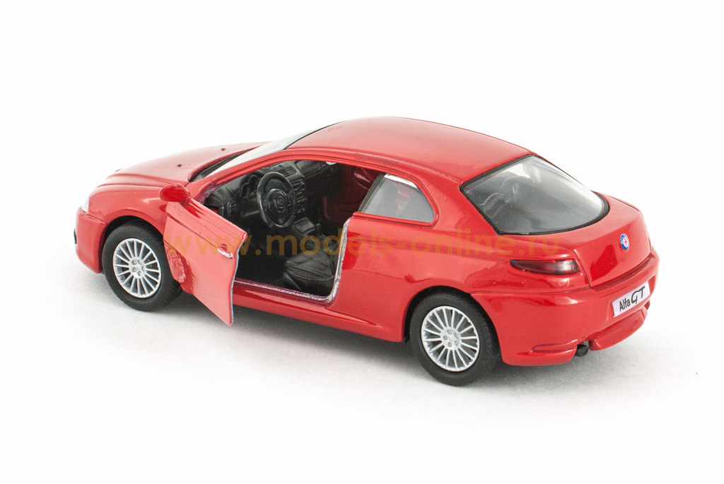 Alfa Romeo GT Coupe