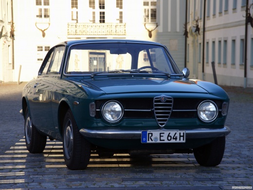 Alfa Romeo GT Giulia