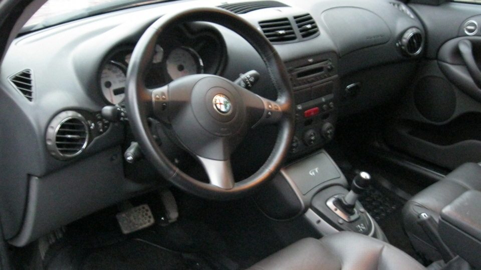 Alfa Romeo GT Limited Edition