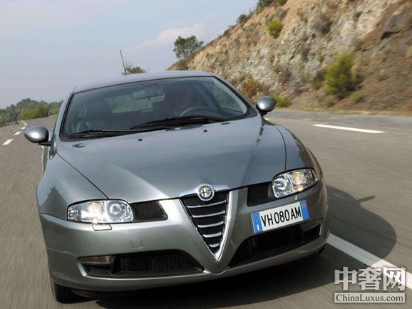 Alfa Romeo GT Q2