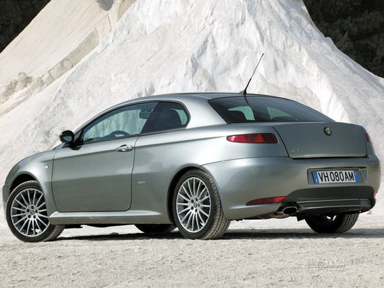 Alfa Romeo GT v6