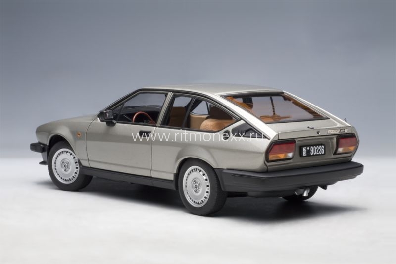 Alfa Romeo GTV 2.0