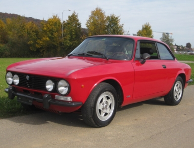 Alfa Romeo GTV 2000