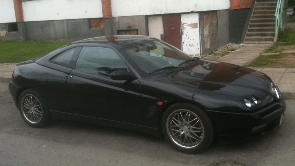 Alfa Romeo GTV 2001