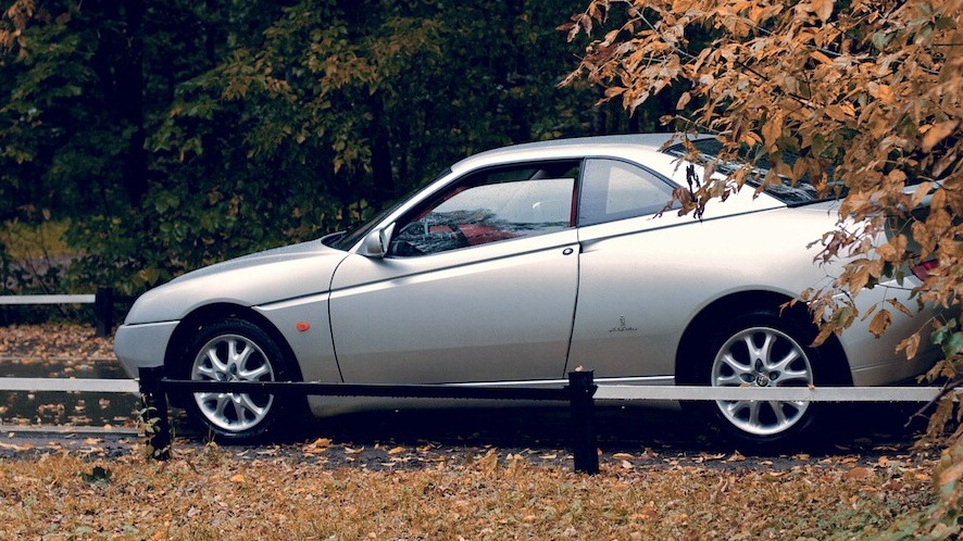 Alfa Romeo GTV 3.0