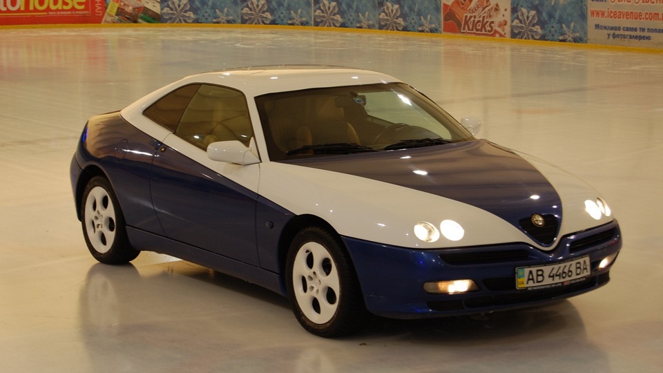Alfa Romeo GTV 3.2 v6
