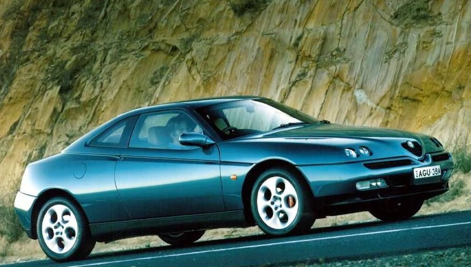 Alfa Romeo GTV v6