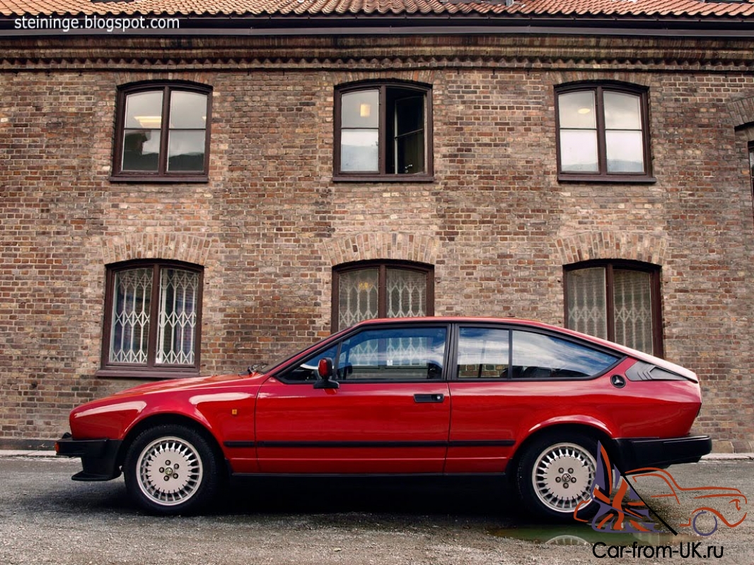 Alfa Romeo GTV6