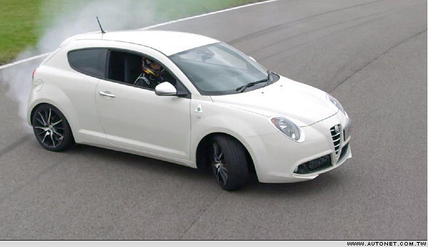Alfa Romeo Mito Quadrifoglio Verde