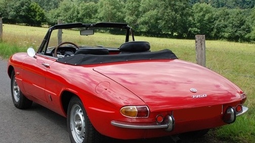 Alfa Romeo Spider 1.6
