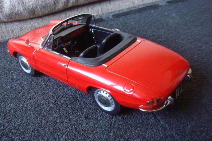 Alfa Romeo Spider 1750