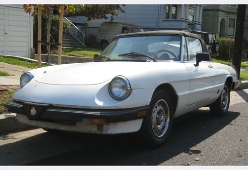 Alfa Romeo Spider 2000