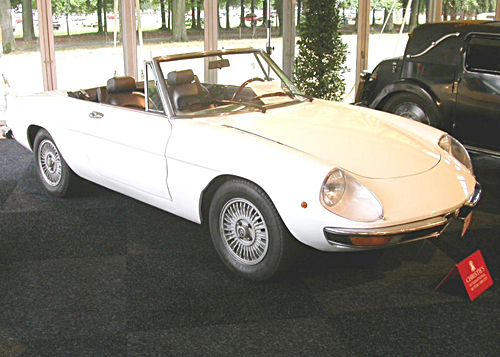 Alfa Romeo Spider 2000