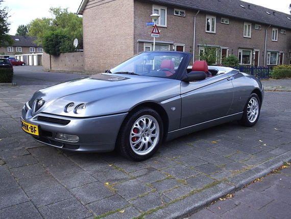 Alfa Romeo Spider 3.0 v6
