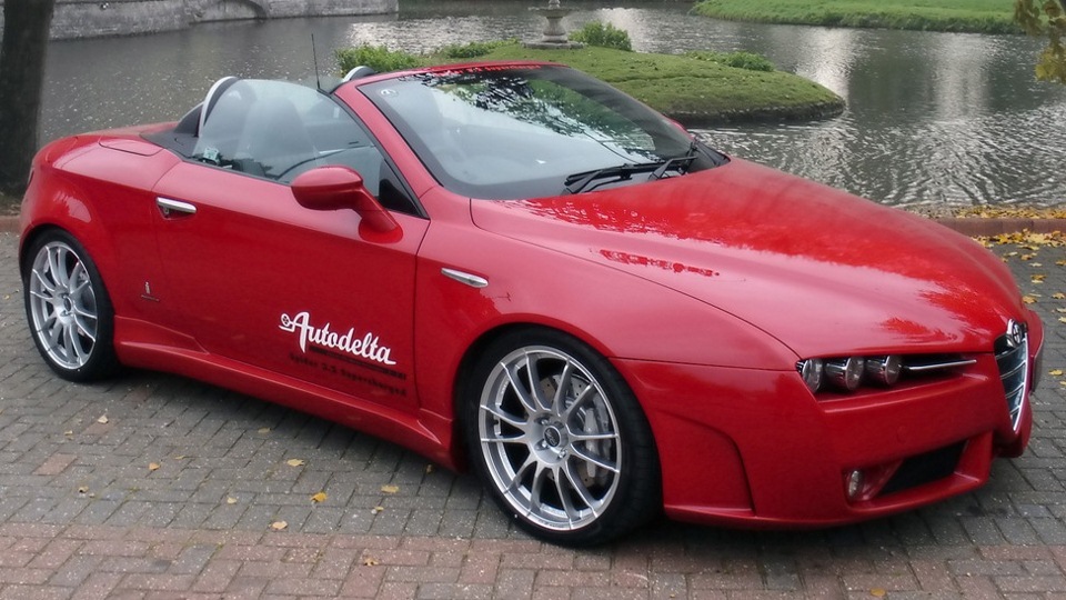 Alfa Romeo Spider 3.2