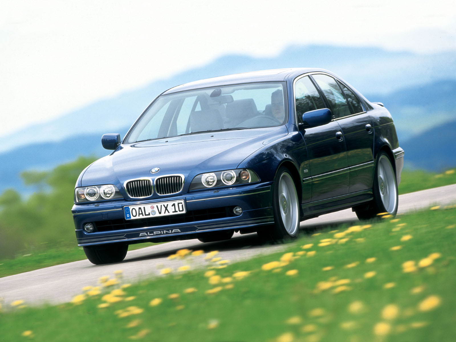 Alpina b10 3.3