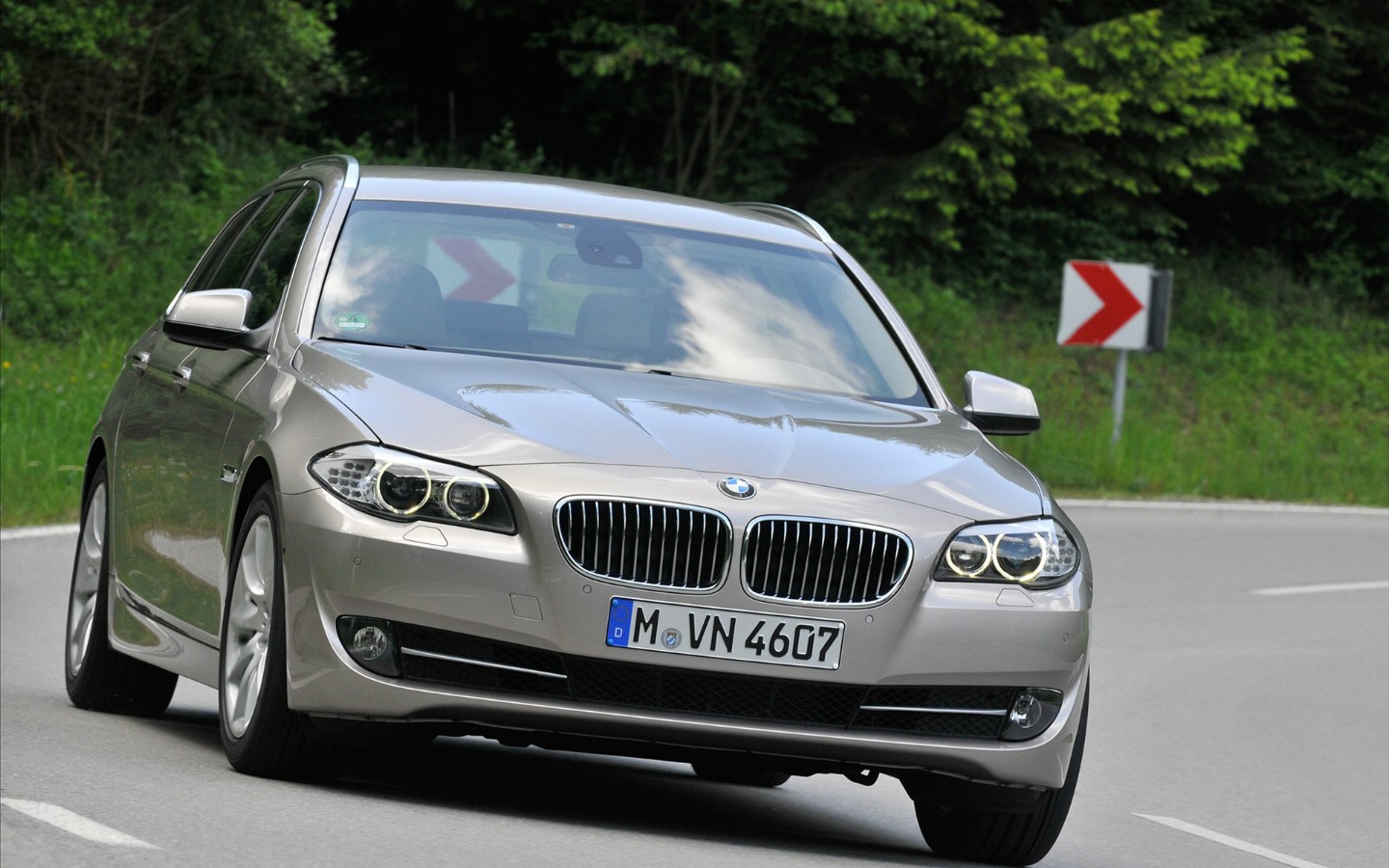 Alpina BMW B5