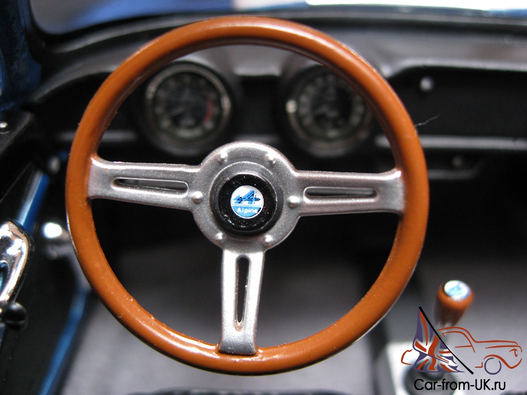 Alpine a 108