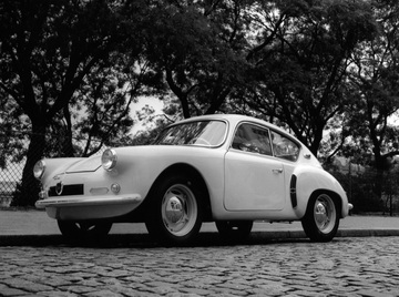 Alpine a106