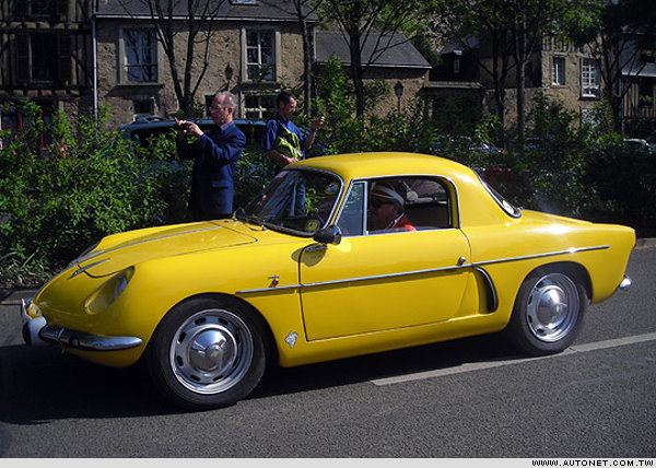 Alpine a108