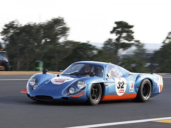 Alpine A210