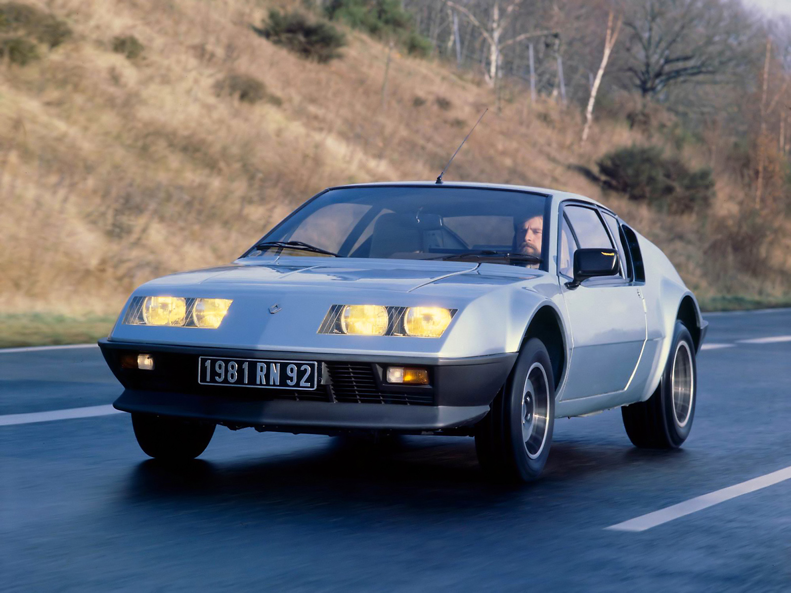 Alpine a310