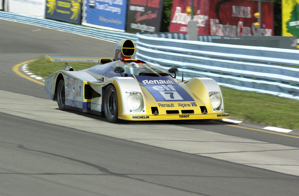 Alpine A443