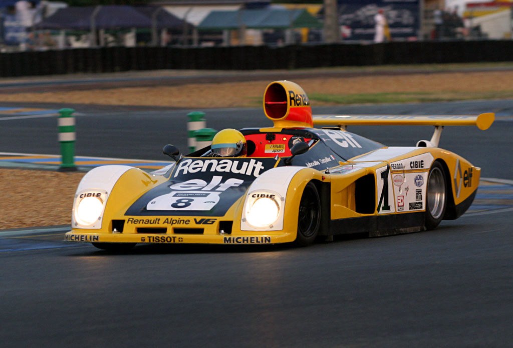 Alpine A443