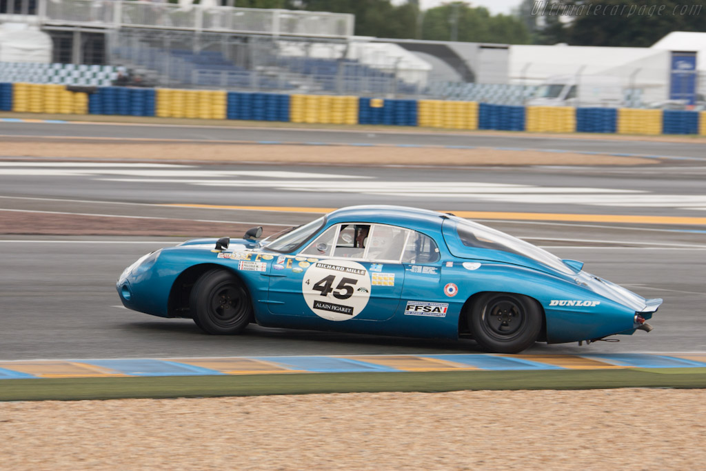 Alpine M64
