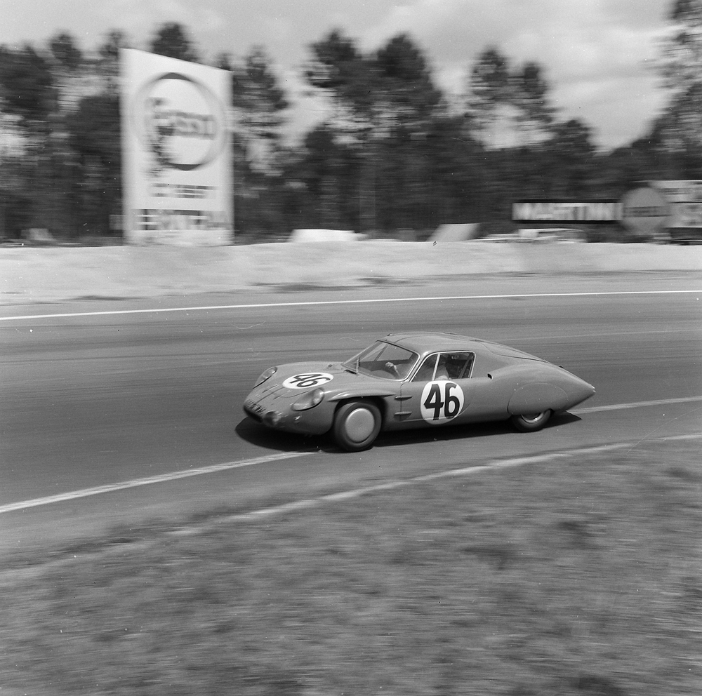 Alpine M64