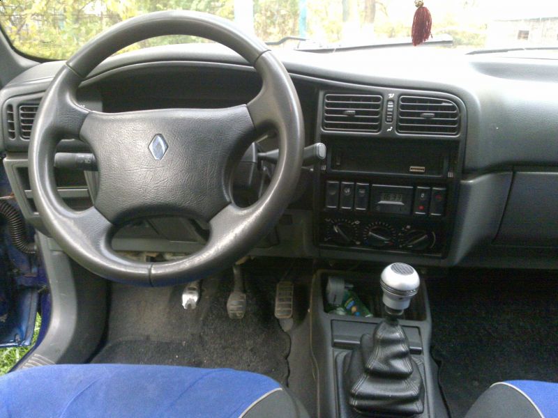 Alpine renault a 310