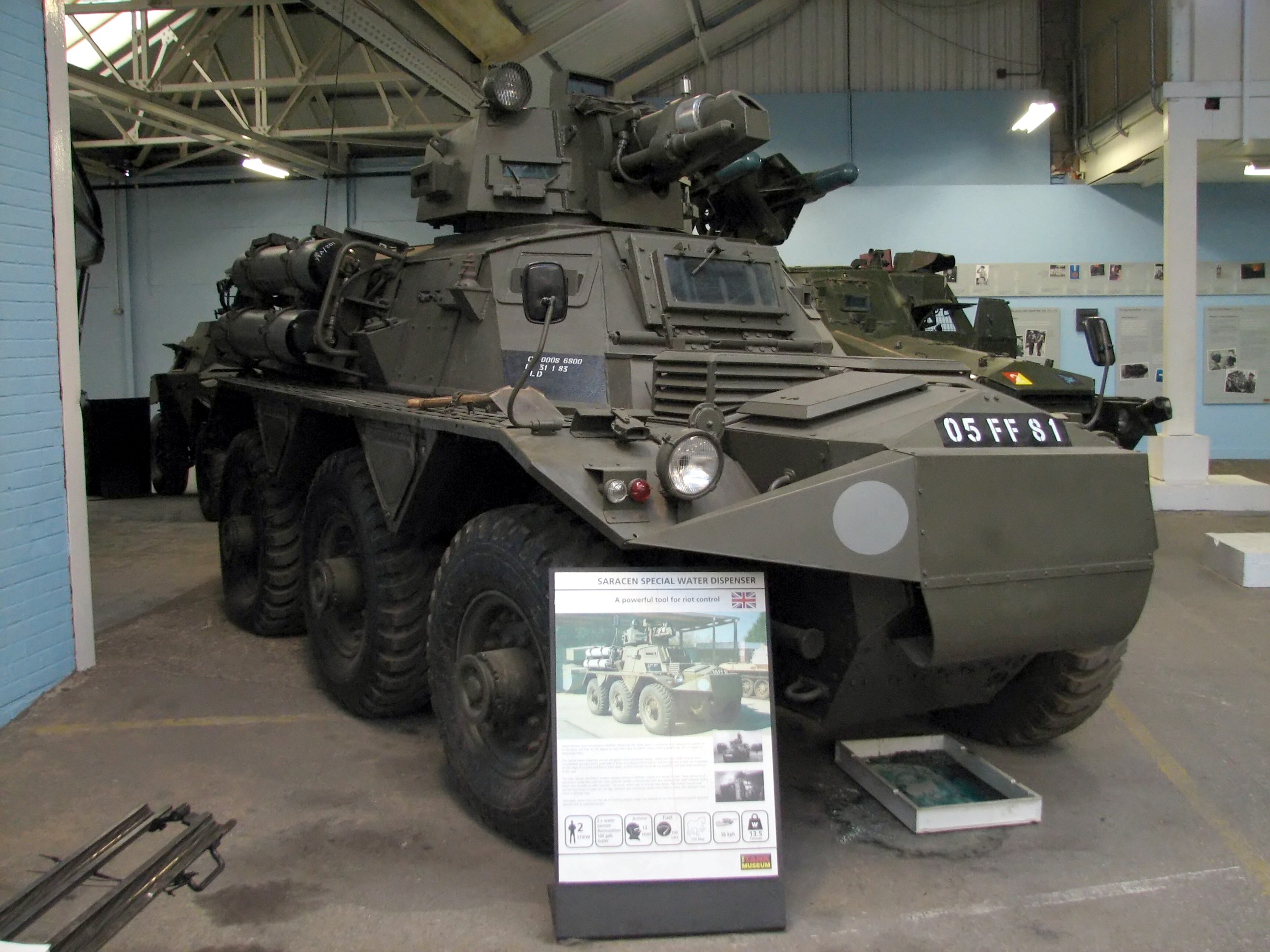 Alvis Saracen