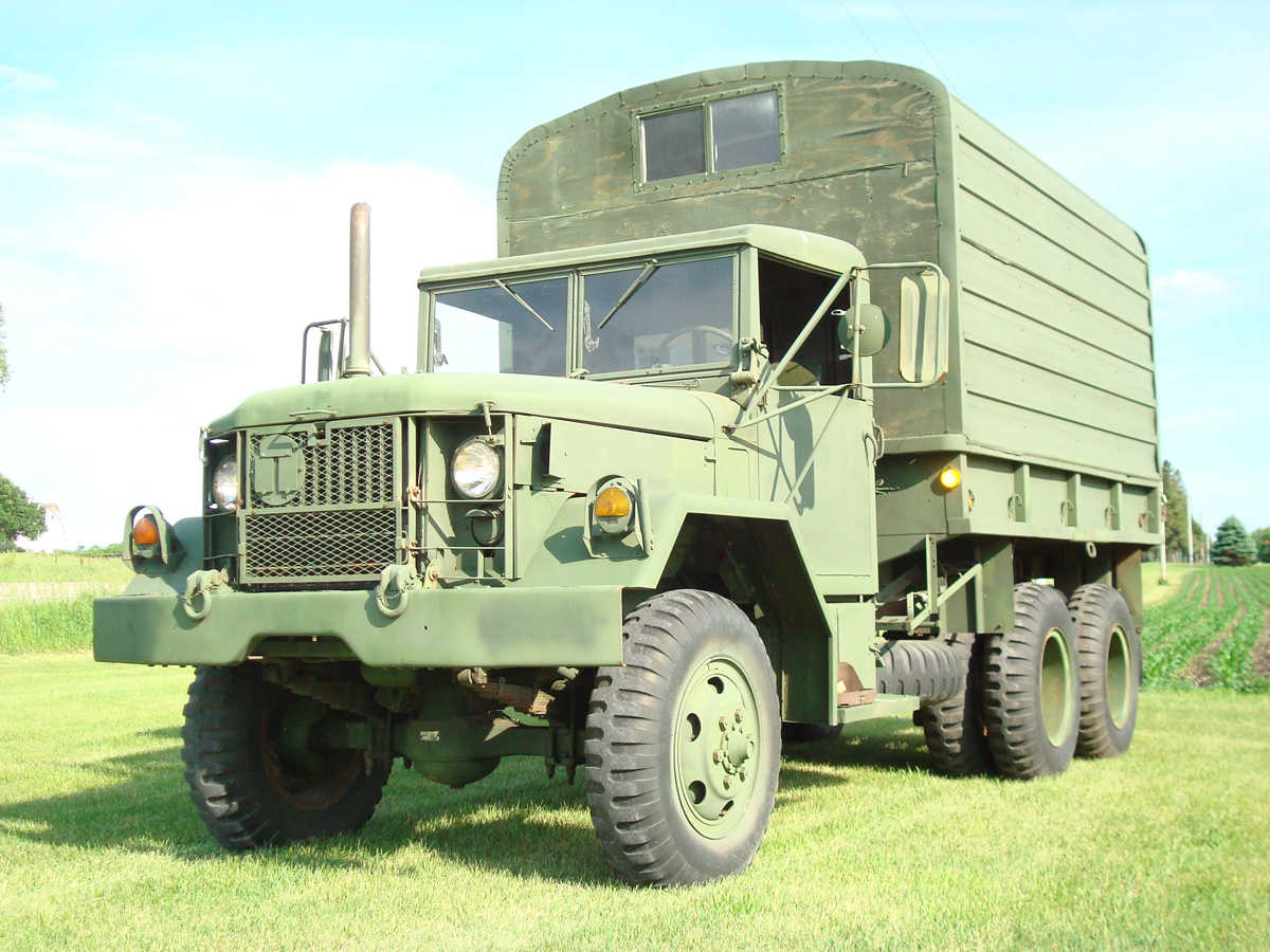 Am General M-35
