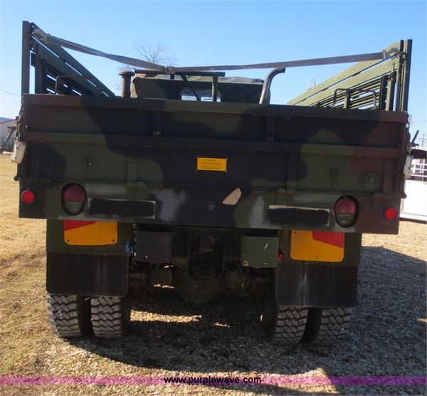 Am General M923