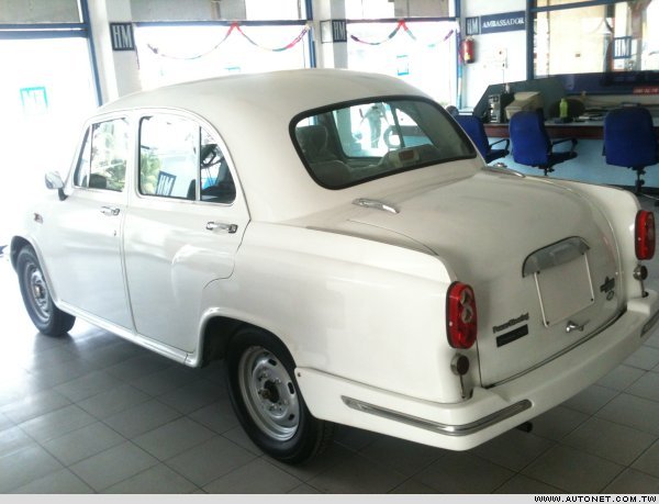 Hindustan ambassador 2013