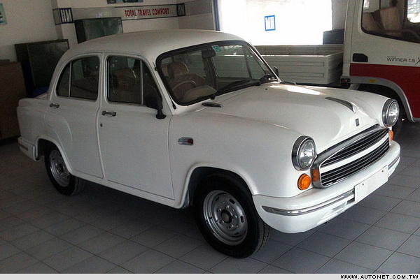 Hindustan ambassador 2013