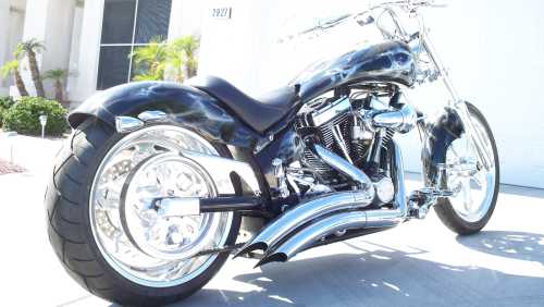 American Ironhorse Bandera